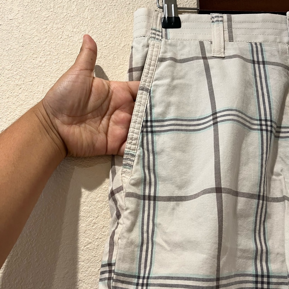Vintage Volcom men’s shorts - Picture 3 of 7